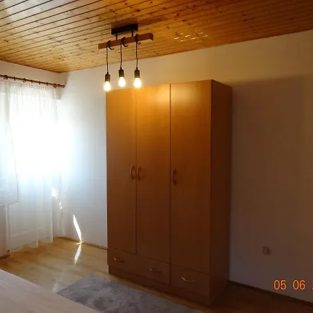 Györök Vendégház Maison d'hôtes *